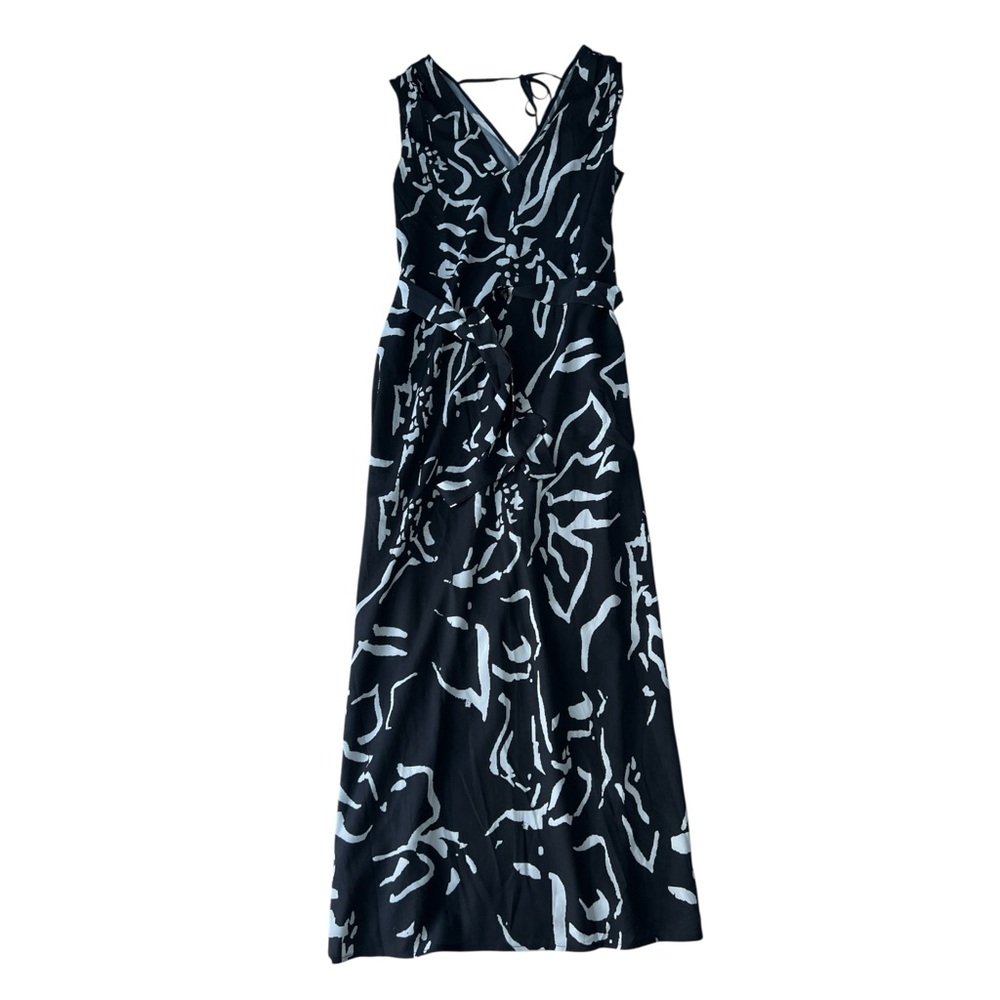 Lightweight Beach Resort Black and White Long Women's Dress - S